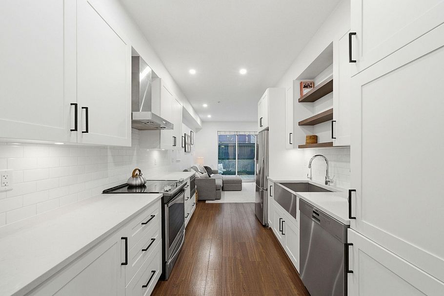 54 433 Seymour River Place North Vancouver, BC - 12