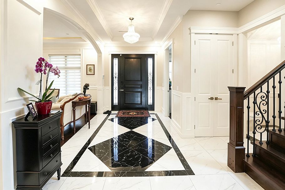 4056 W 30th Avenue Vancouver, BC - 5