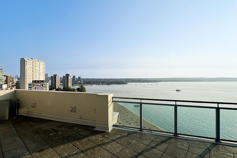 17 1861 Beach Avenue Vancouver, BC - 38