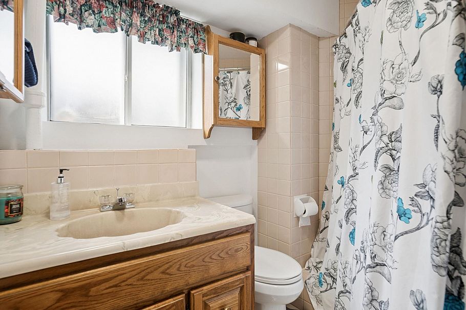 1861 E Kent Avenue North Avenue Vancouver, BC - 27