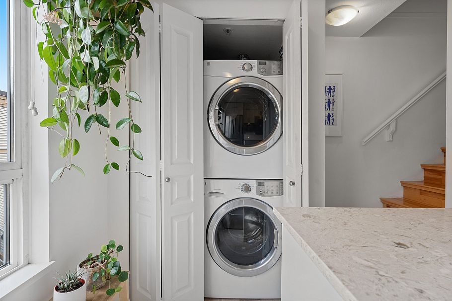 303 2688 Watson Street Vancouver, BC - 12