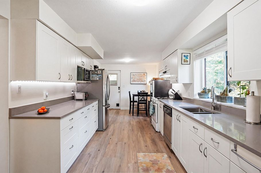 2760 Walpole Crescent North Vancouver, BC - 34