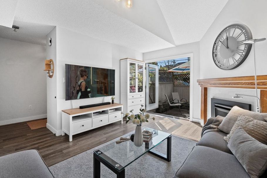 26 230 W 15th Street North Vancouver, BC - 7