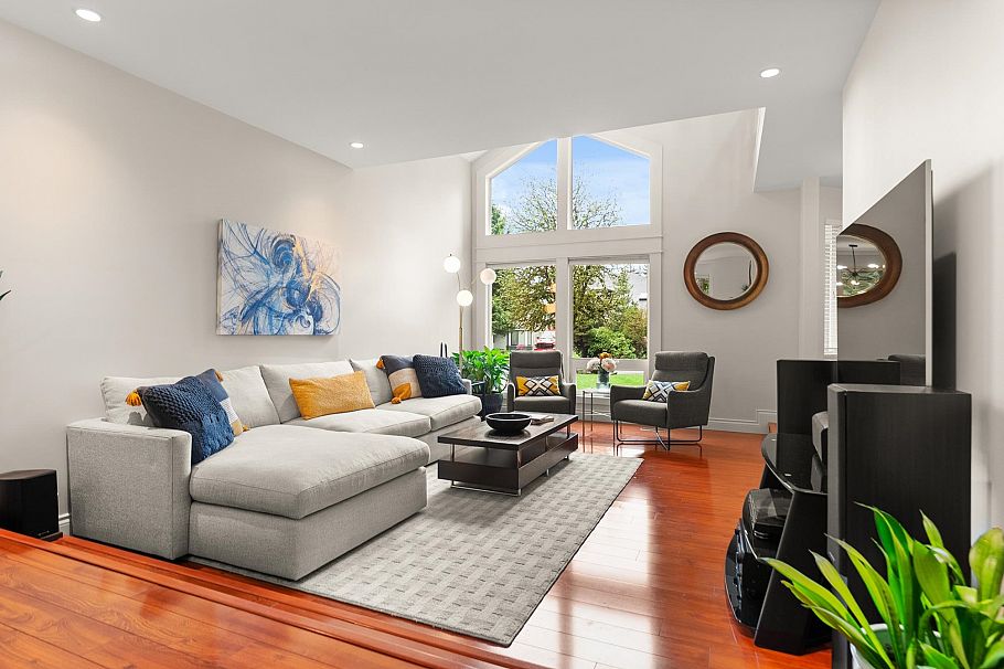 1530 Lighthall Court North Vancouver, BC - 6