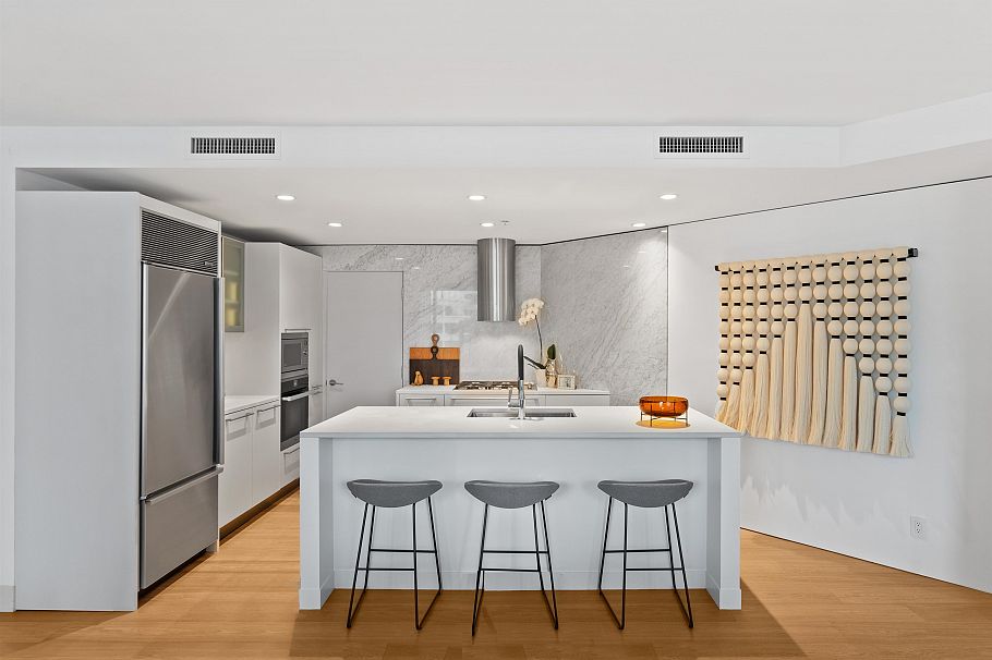 1701 1111 Alberni Street Vancouver, BC - 12