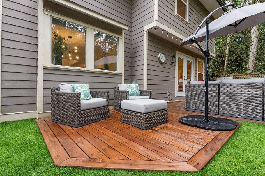 1530 Lighthall Court North Vancouver, BC - 35
