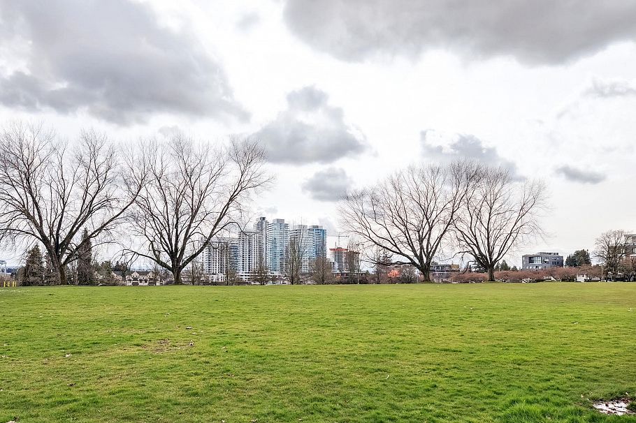 405 389 W 59th Avenue Vancouver, BC - 15