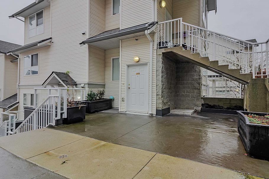 64 2727 E Kent Avenue North Vancouver, BC - 27
