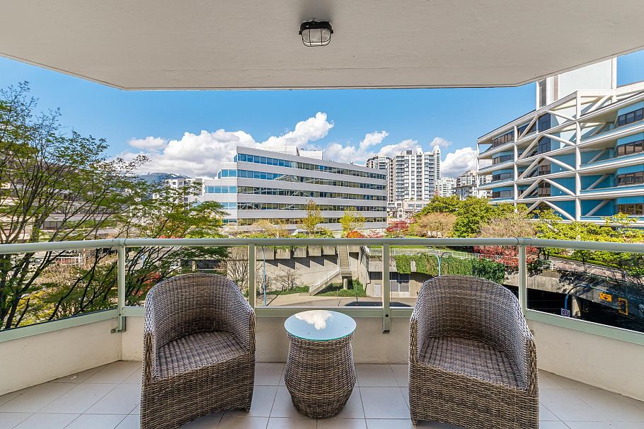 302 168 Chadwick Court North Vancouver, BC - 9