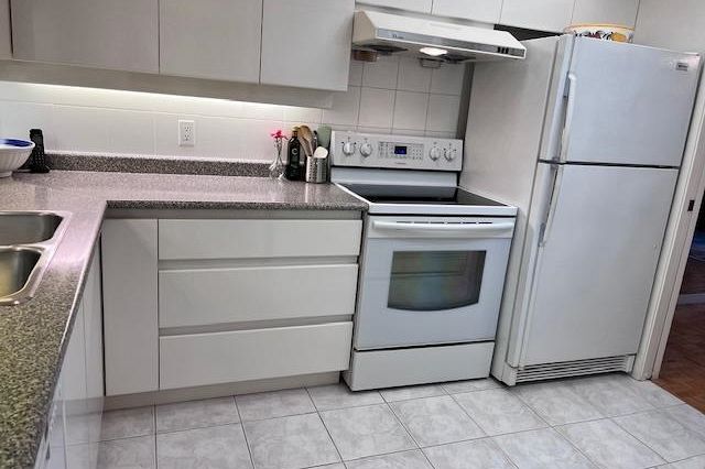 512 4900 Cartier Street Vancouver, BC - 28