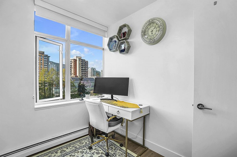 802 158 W 13th Street North Vancouver, BC - 33