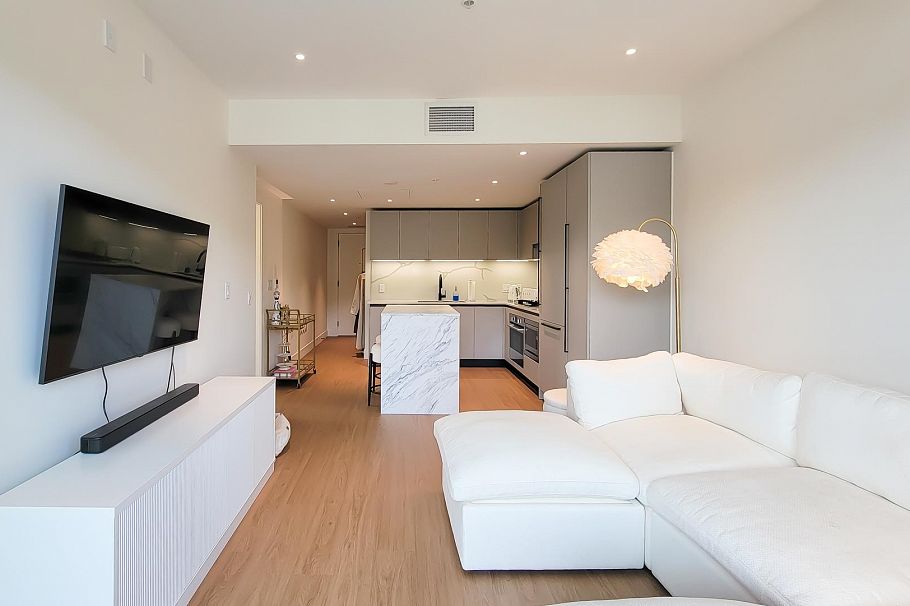 401 2235 E Broadway Vancouver, BC - 6