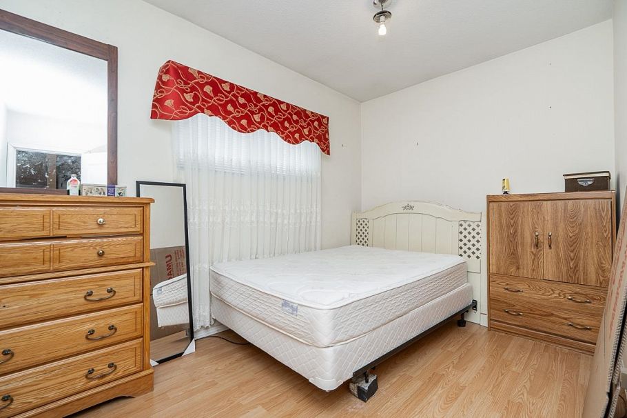 4712 Victoria Drive Vancouver, BC - 16