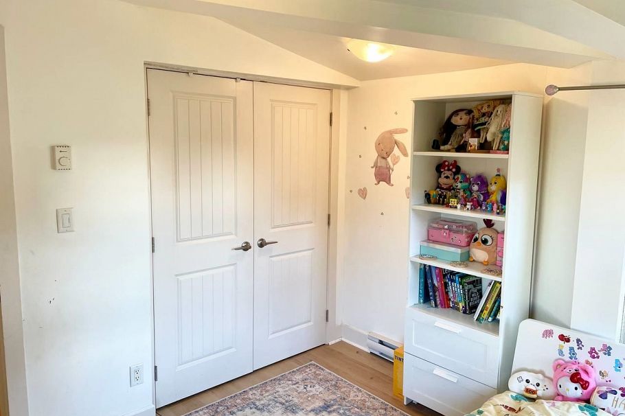 9 215 E 4th Street North Vancouver, BC - 17