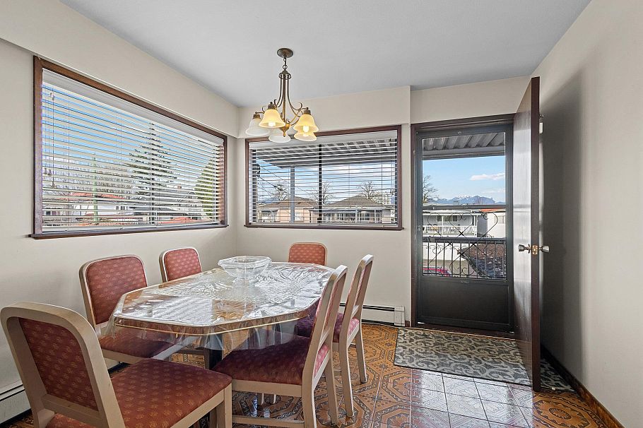 2225 E 35th Avenue Vancouver, BC - 10