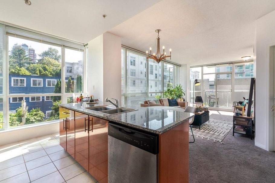 401 138 E Esplanade North Vancouver, BC - 7