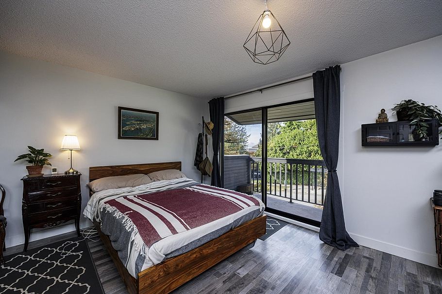 3132 Lonsdale Avenue North Vancouver, BC - 11