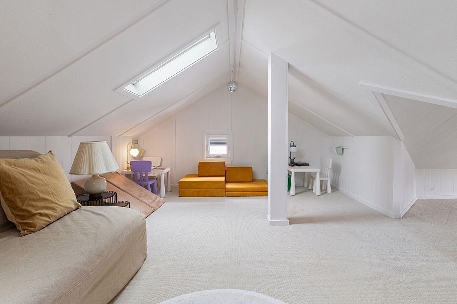 737-745 St. Andrews Avenue North Vancouver, BC - 15