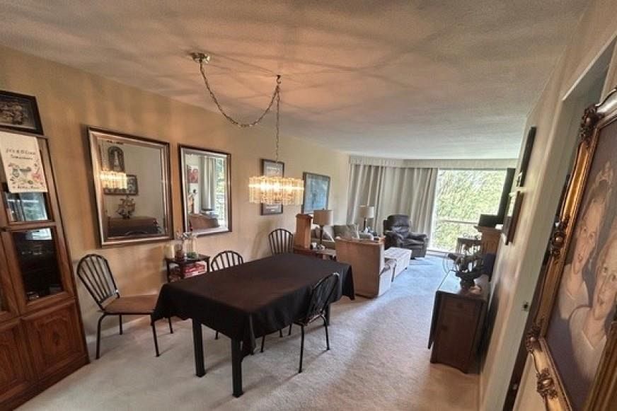 810 1327 E Keith Road North Vancouver, BC - 3