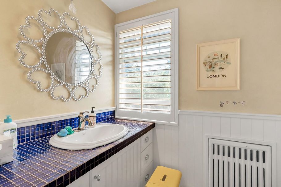 1670 W 49th Avenue Vancouver, BC - 14