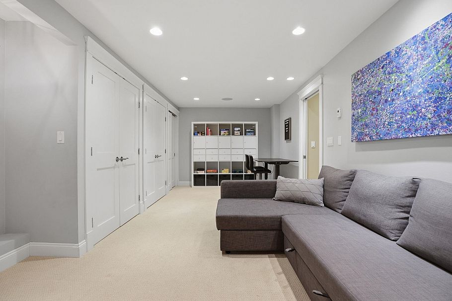 1491 Norton Court North Vancouver, BC - 30