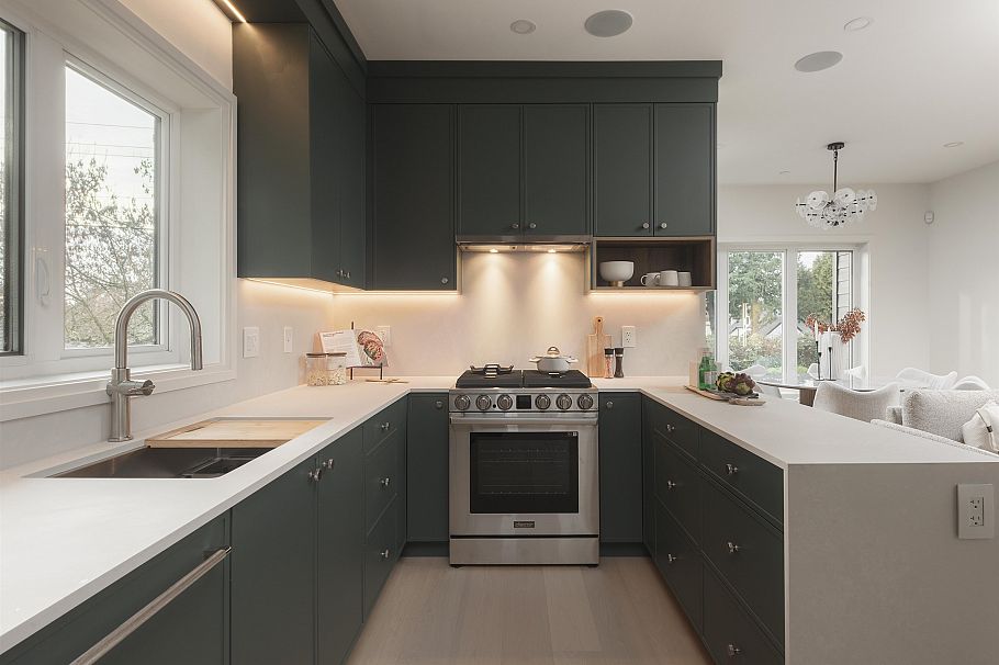 2 8508 East Boulevard Vancouver, BC - 7