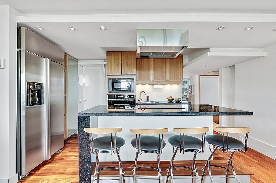 1201 2077 Nelson Street Vancouver, BC - 12