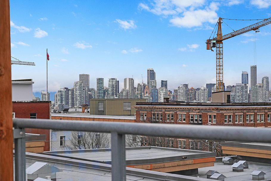 303 2688 Watson Street Vancouver, BC - 21