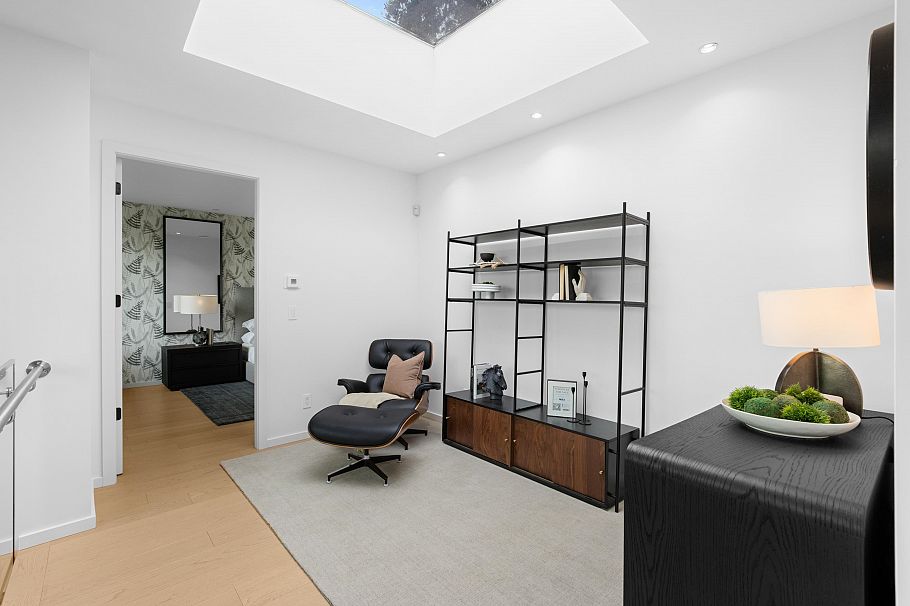 976 Melbourne Avenue North Vancouver, BC - 14