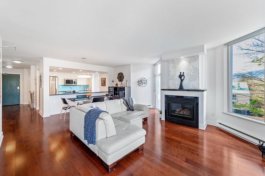 302 168 Chadwick Court North Vancouver, BC - 25