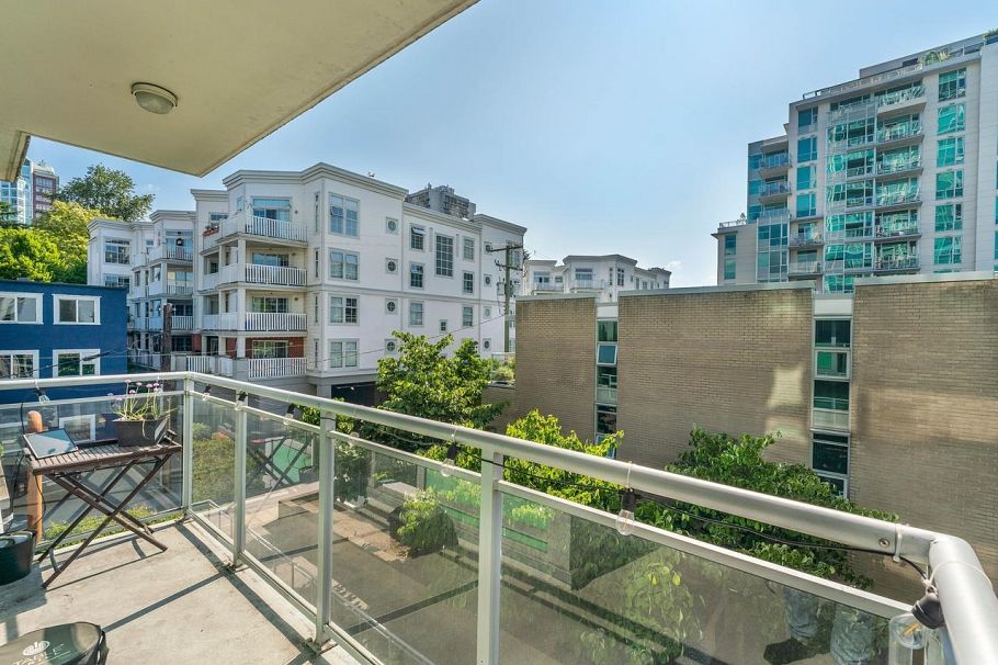 401 138 E Esplanade North Vancouver, BC - 20