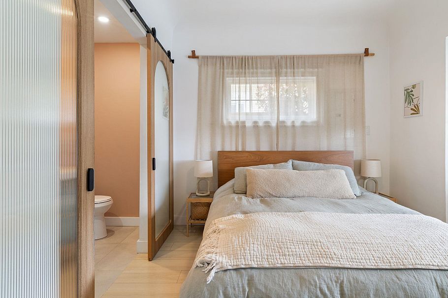 737-745 St. Andrews Avenue North Vancouver, BC - 31