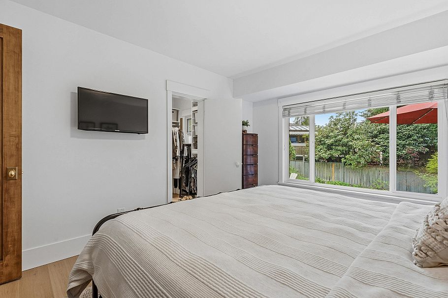1335 Ridgewood Drive North Vancouver, BC - 20