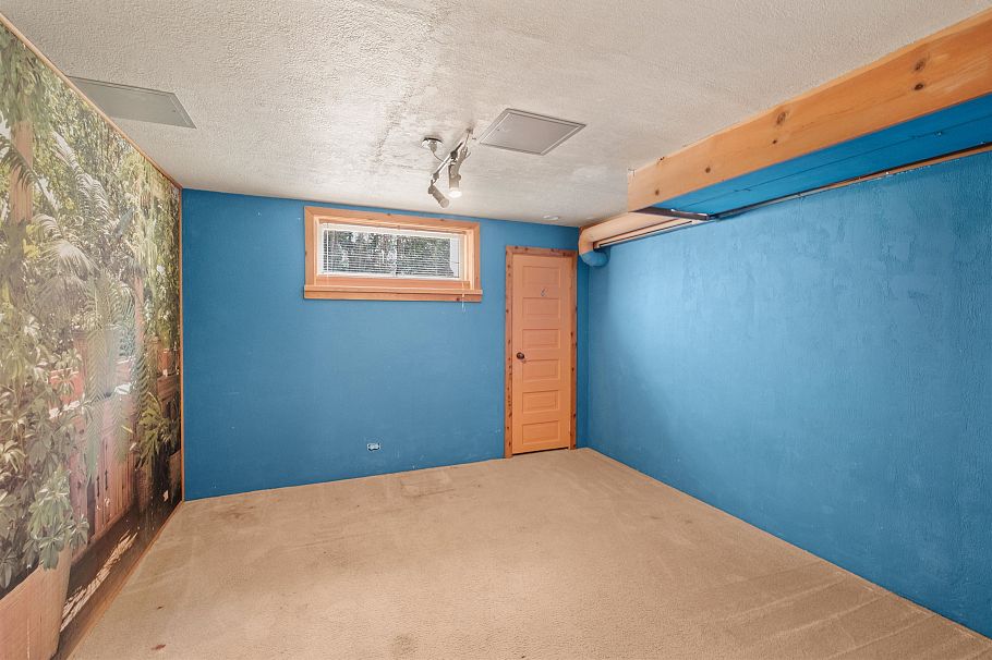 3894 Sunnycrest Drive North Vancouver, BC - 20