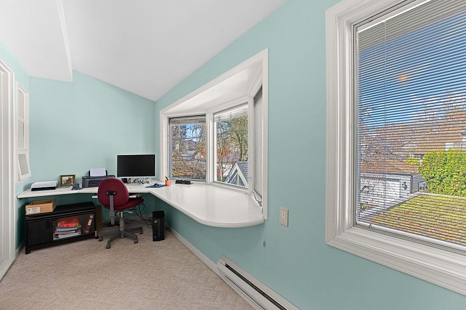 4367 W 15th Avenue Vancouver, BC - 25