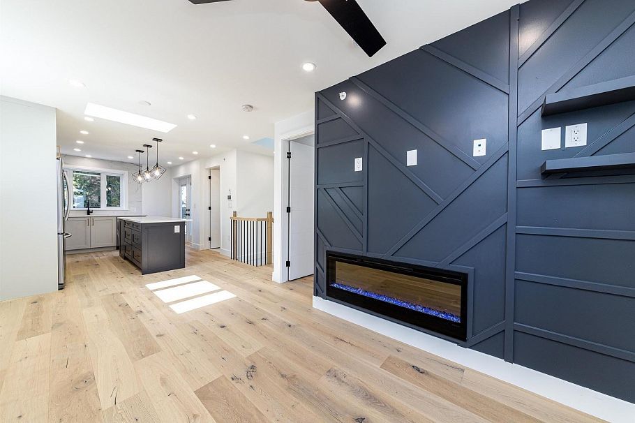 5455 Killarney Street Vancouver, BC - 2