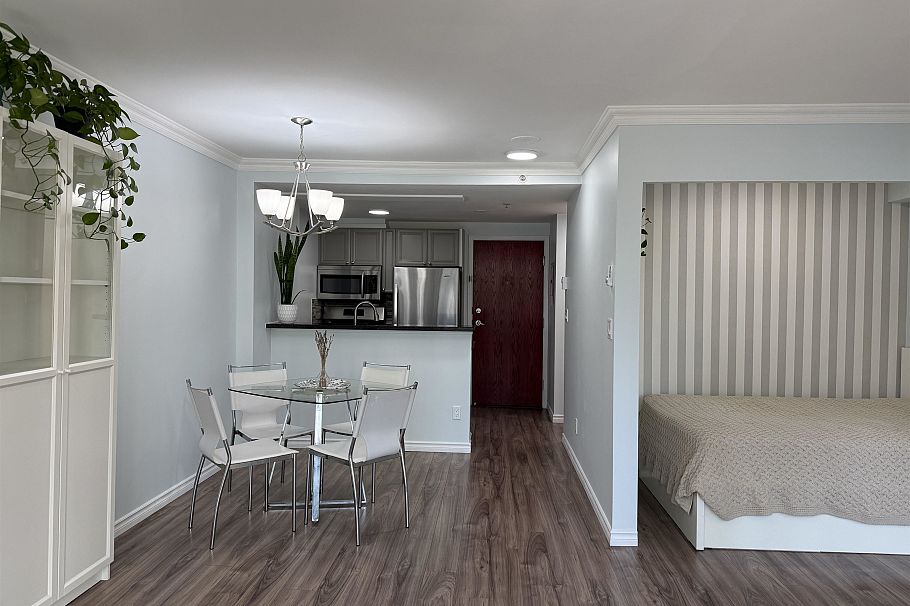 502 928 Richards Street Vancouver, BC - 11