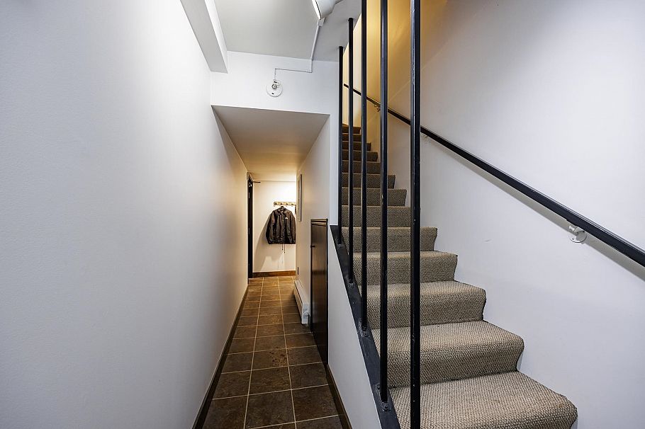 3132 Lonsdale Avenue North Vancouver, BC - 15