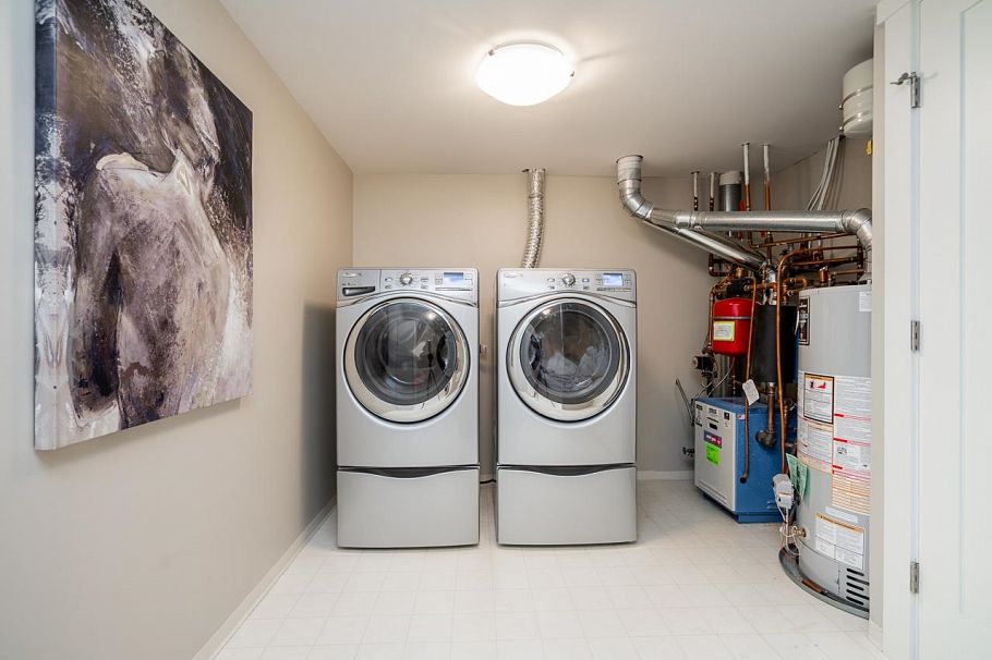 22 4055 Indian River Drive North Vancouver, BC - 27