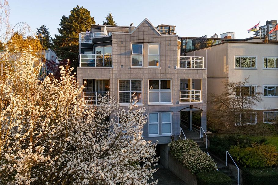 2240 York Avenue Vancouver, BC - 28