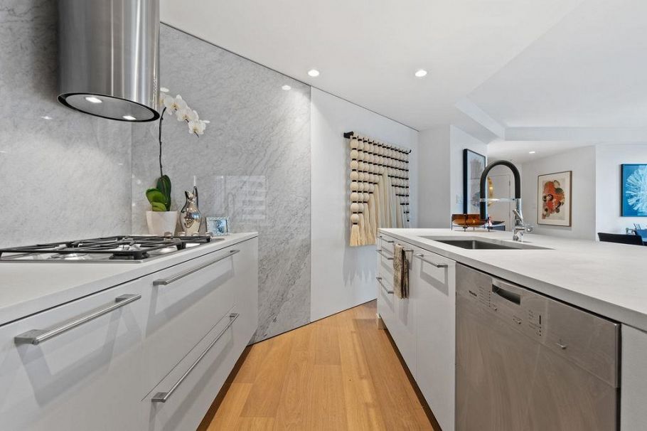 1701 1111 Alberni Street Vancouver, BC - 16