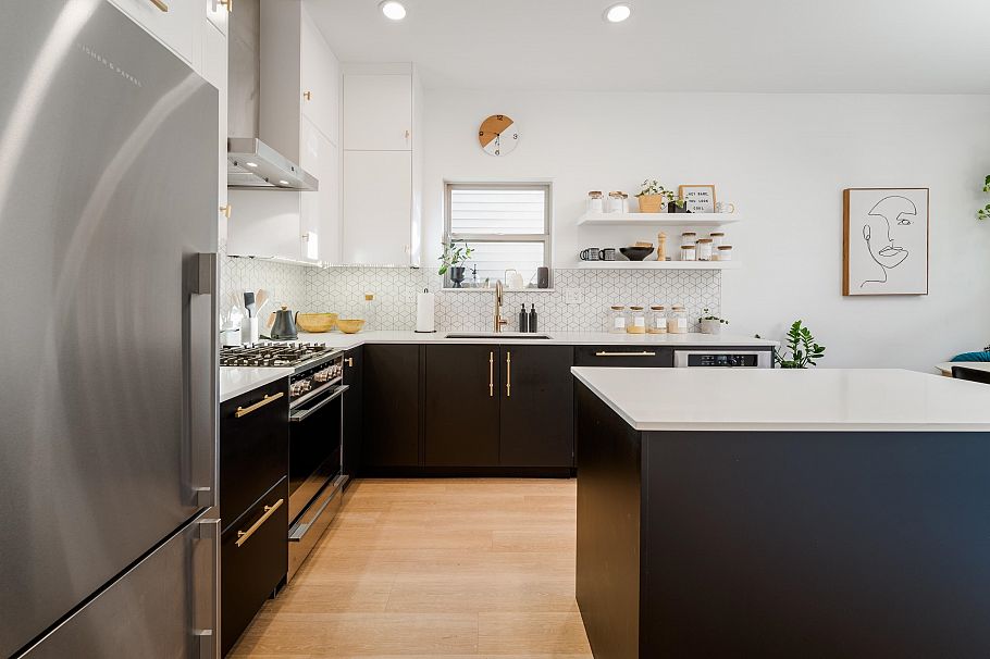 5418 Main Street Vancouver, BC - 2