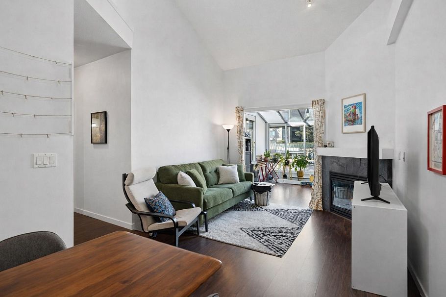 409 3768 Hastings Street Burnaby, BC - 6