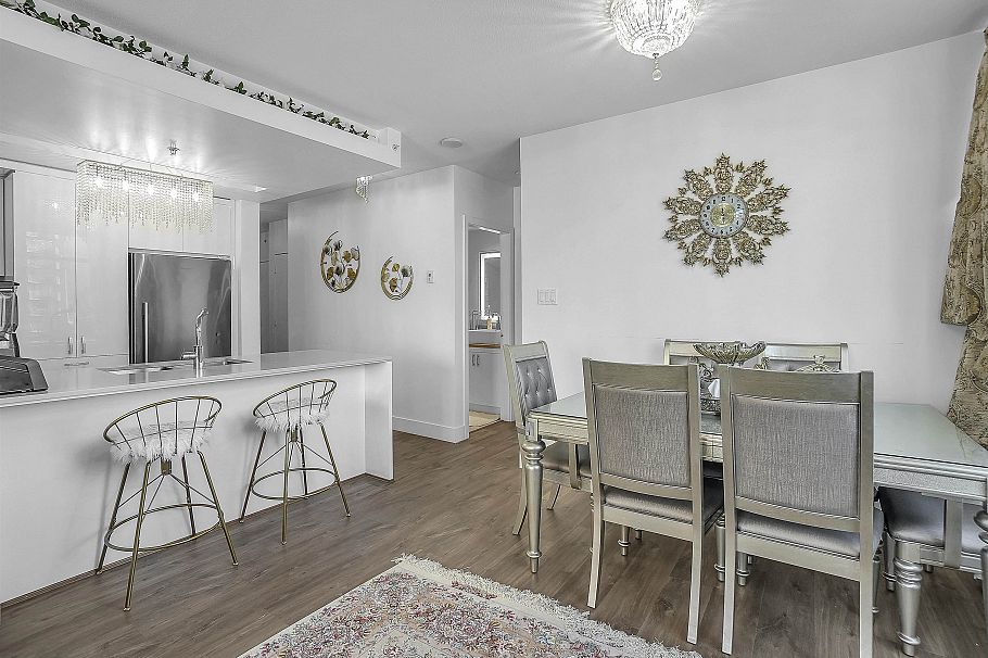 802 158 W 13th Street North Vancouver, BC - 20