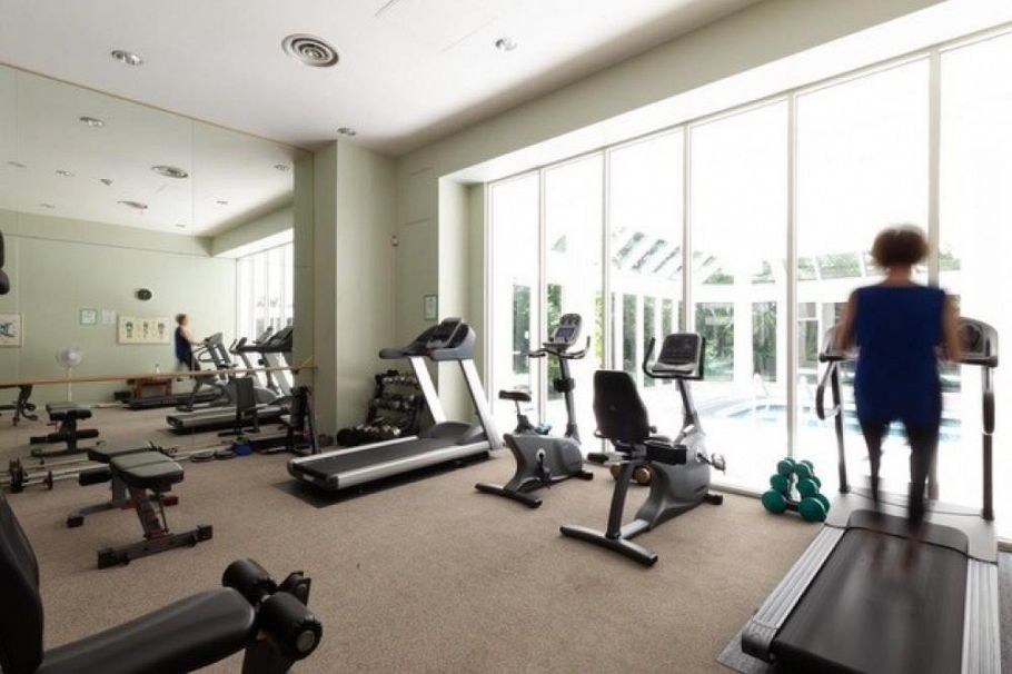 810 1327 E Keith Road North Vancouver, BC - 11