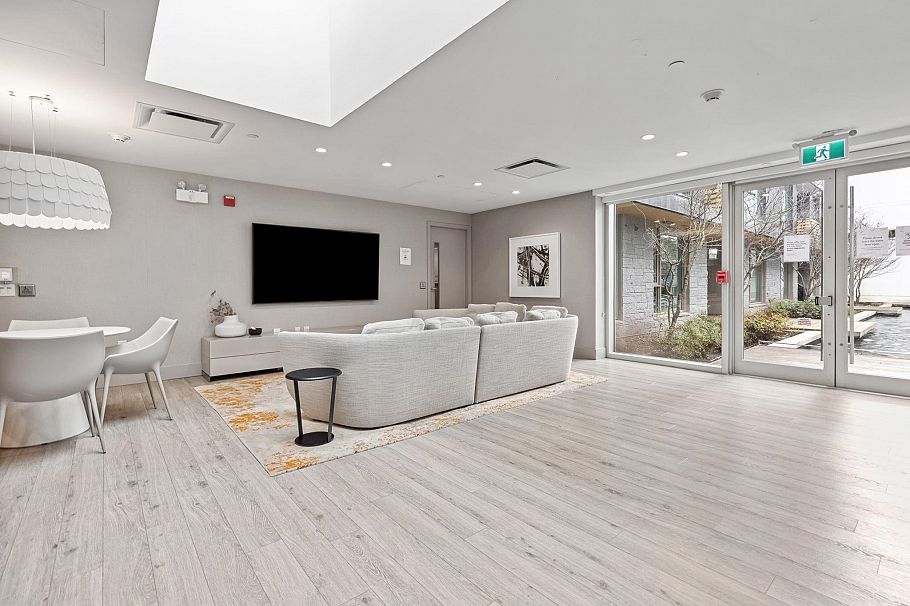 405 389 W 59th Avenue Vancouver, BC - 29