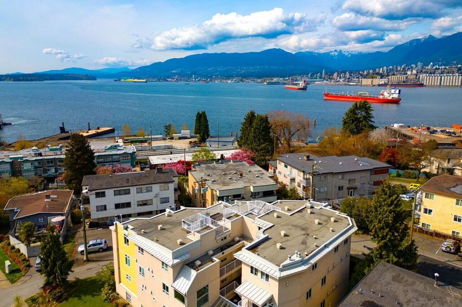 303 2215 Mcgill Street Vancouver, BC - 40