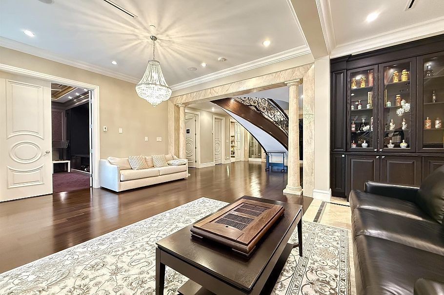 6011 Churchill Street Vancouver, BC - 29