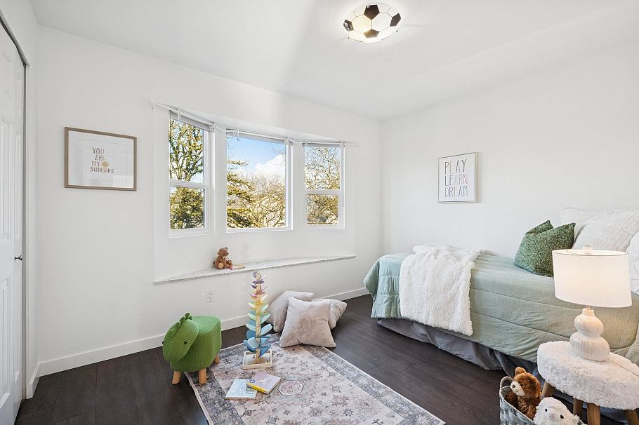 2748 E 23rd Avenue Vancouver, BC - 19