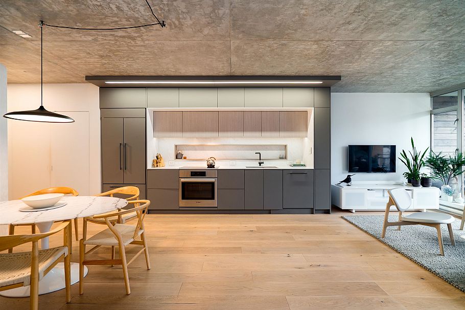 314 221 Union Street Vancouver, BC - 2